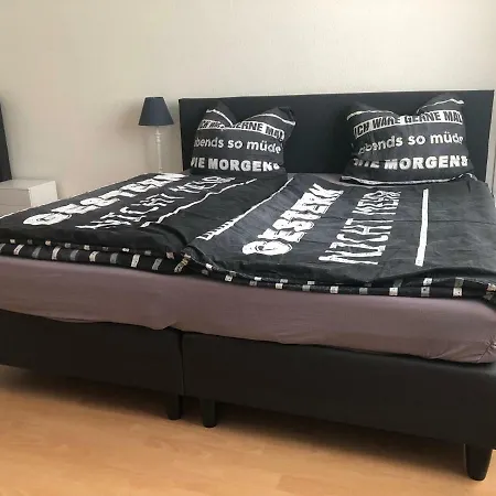 Cottbuser City Ferienwohnung Mit 1 Schlafzimmer #118201 *